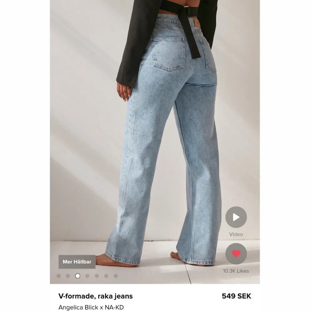 Använda 0-2ggr, väldigt snygga men de passar nog någon med en något smalare midja. Från NA-KD. Jeans & Byxor.
