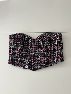 Korsett - Mönstrig och flerfärgad korsett