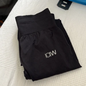 ICIW trämingstights - Som nya Storlek S