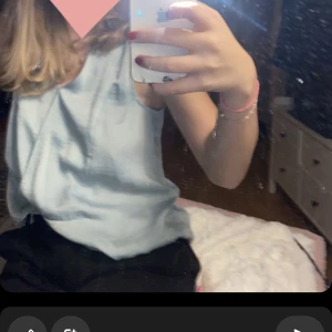 Topp - Säljer denna blågröna topp!