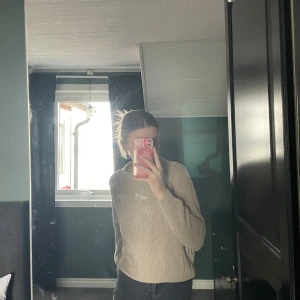 Stickad tröja  - Stickad tröja från lager 157