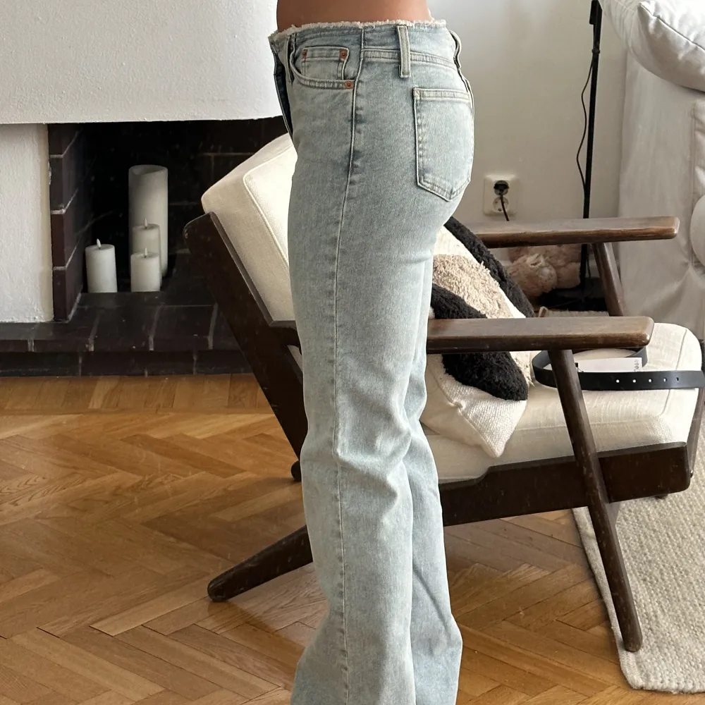 Oanvända jeans från MOTELROCKS. XS/31L. Jeans & Byxor.