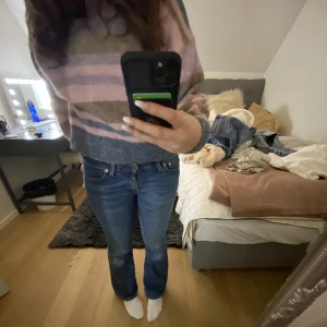 Bootcut Levis jeans - Jättesnygga Levis bootcut jeans 💕💕skriv för fler bilder & detaljer