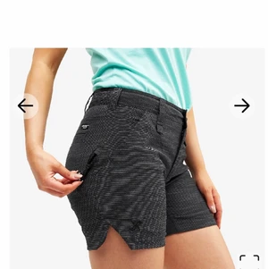 Sköna shorts från Revolution Race, Hike & Dive - Säljer mina shorts som använts ett fåtal gånger och tvättats 1 gång. Så gott som nya. Lite för stora på mig så jag har beställt minde.  Nypris 499kr säljer för 350kr