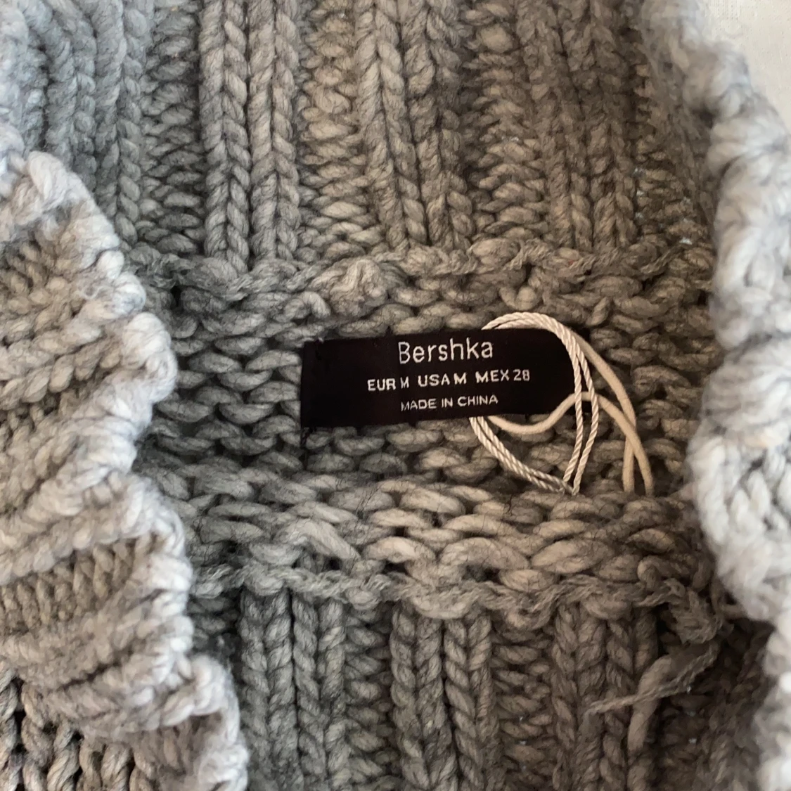 Bershka Sweater grå  - 91