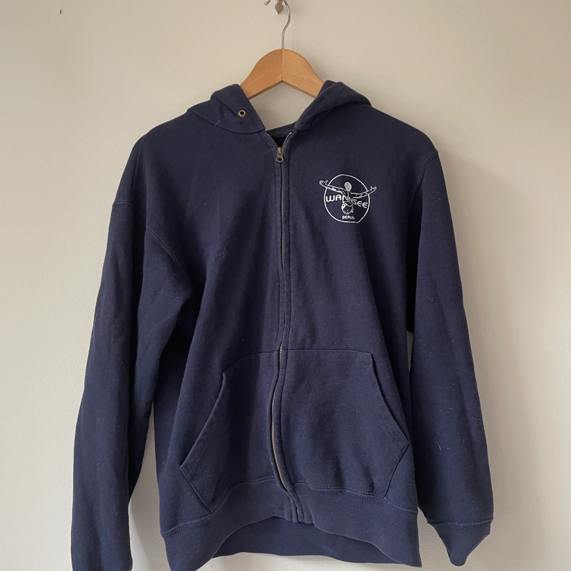 Blå zip-up hoodie