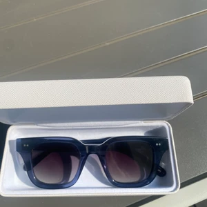 Chimi glasögon 04L - Intressekoll på dessa chimi glasögon, dem går inte att köpa längre i butik eller online. Vet inte riktigt om jag vill sälja dem men vill se först vad jag kan få för dem