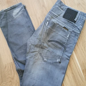 G-star jeans 3391 - Strl 33/34 i fint skick