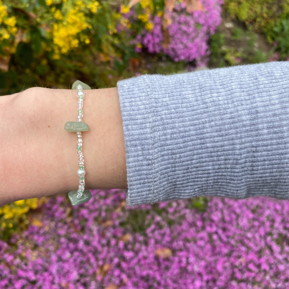 Pärlarmband med stenar - 90