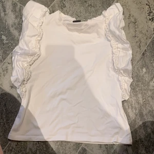 Linne - Jätte fint linne i storlek S funkar också om man har XS! (Köparen står för frakten)