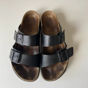 Birkenstock 39 - Fint skick!🦋  Nypris 999 kr. Står för frakt.