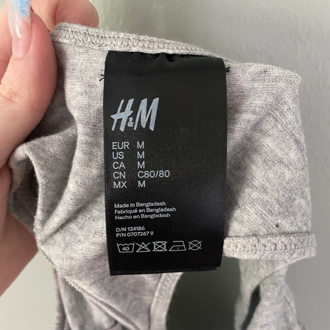 Grå body med öppen rygg - 91