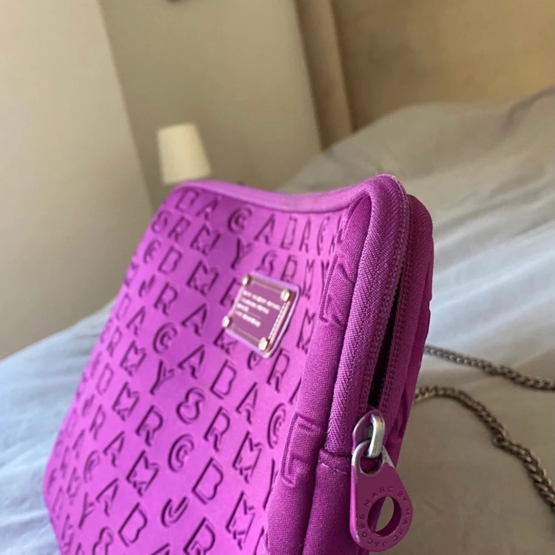 Marc Jacobs datorfodral  - 90