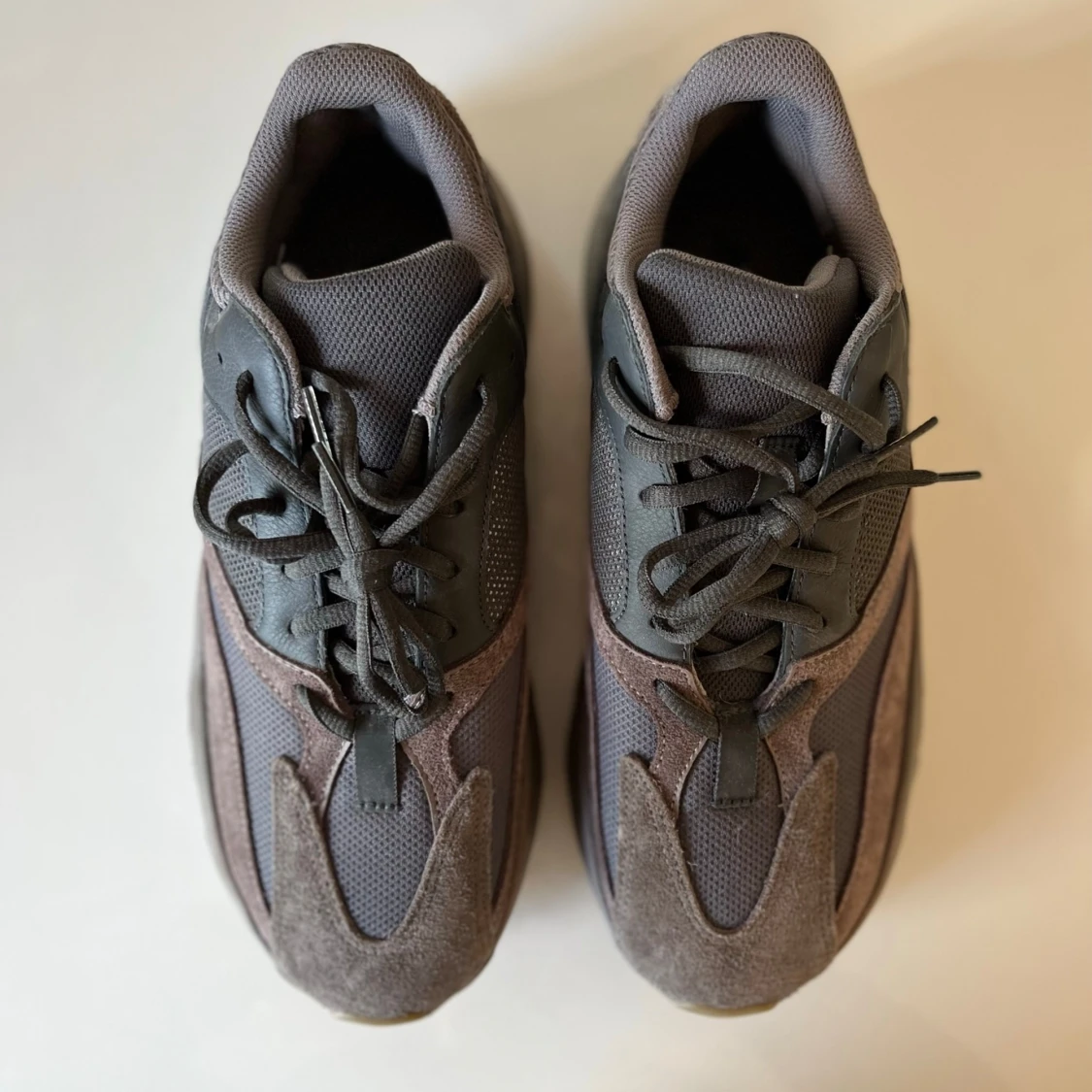 Yeezy 700 - 90