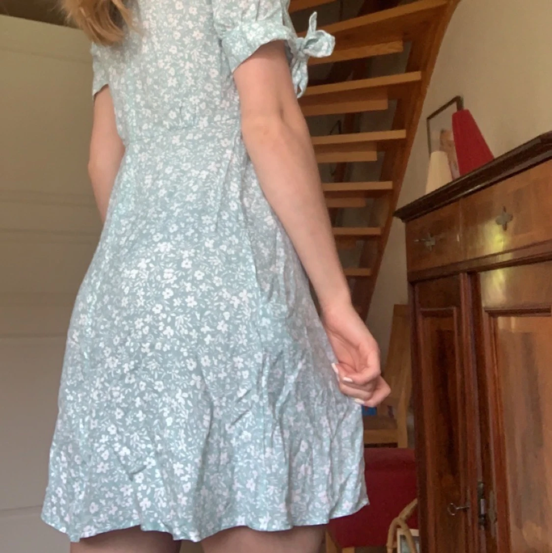 Blommig klänning - 90