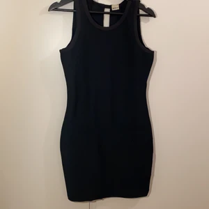 Klänning  - I gottskick!