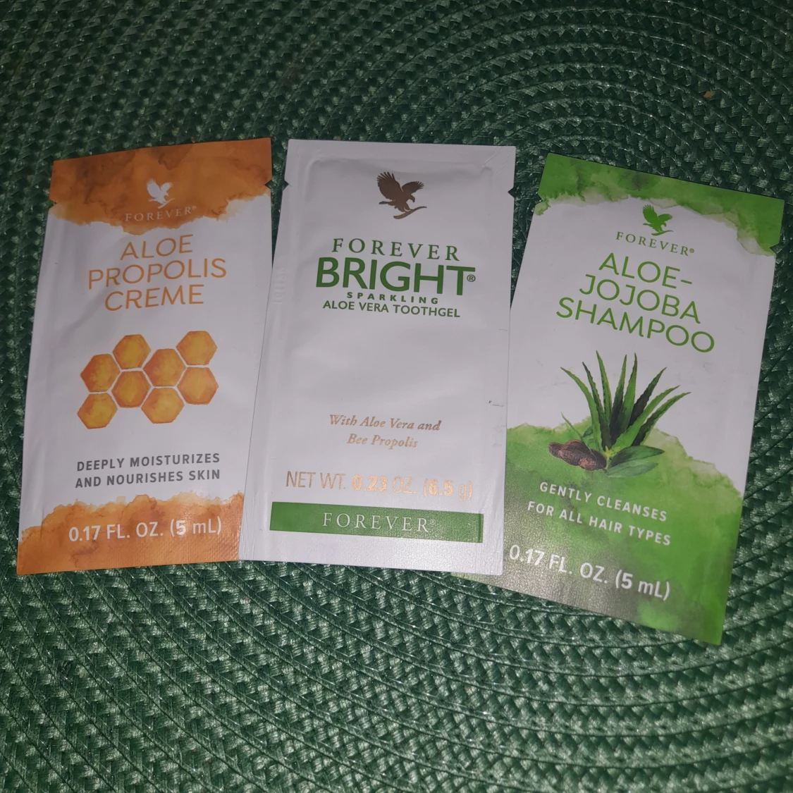 3 olika tester från aloe vera 