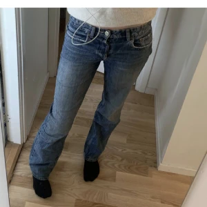 Zara jeans - Säljer mina zara jeans då dom int ekonomer till andvändning långre 💘💘
