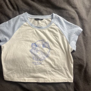 Topp storlek S - Blåvit o Rosa vit topp storlek S, bra skick💕30 kronor styck💕