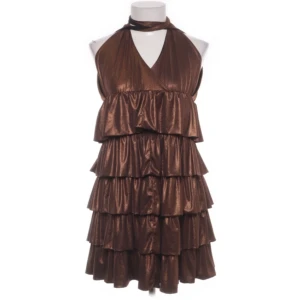 By Malene Birger - Jätte fin klänning som nästan aldrig använts justerbara band så passar väldigt många storlekar själv har jag S