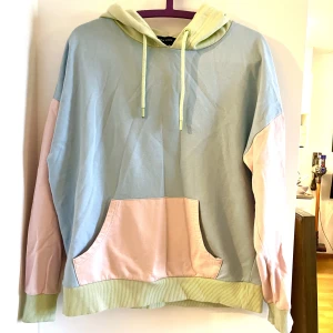 Hoodie  - Fint skick 