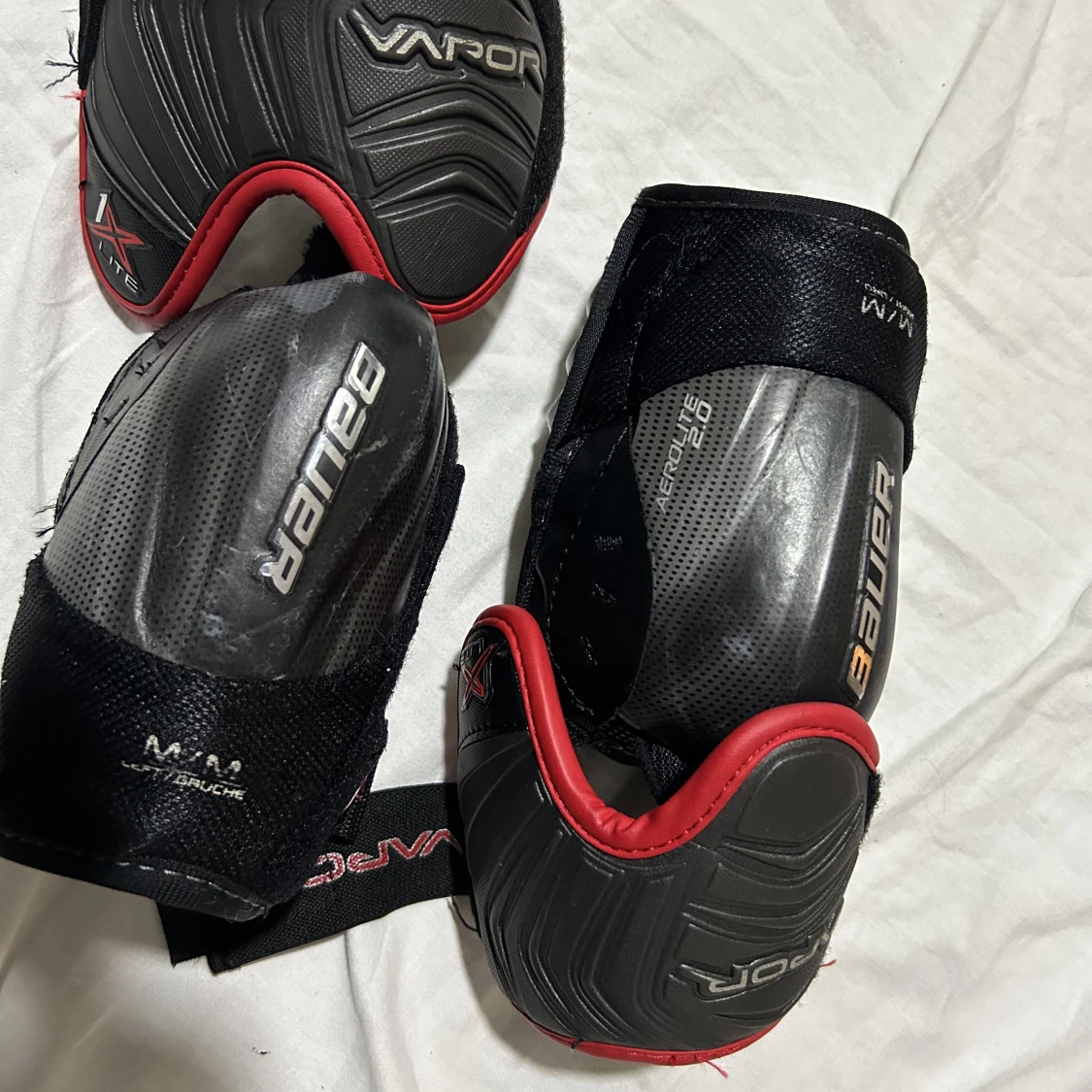 Hockey Armbågas skydd  - 90