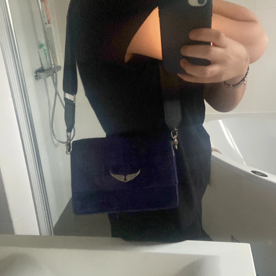 Zadig & Voltaire väska  - 90