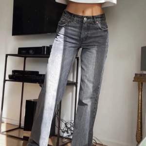 Jeans från Zara, midrise 90s full length. Gråa med snygg tvätt. Nypris runt 400kr. Använda 3-4 gånger.