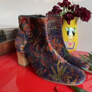 Shoes  - Beautiful vintage shoes 👠 