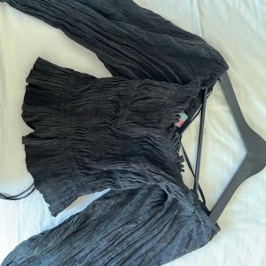 Topp med öppen rygg  - Använd 1 gång. 