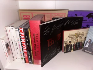 Kpop album - TEEN TOP ALBUM Allt för 800kr kan mötas up eller fraktas men köparen står för frakten. Pris kan diskuteras 