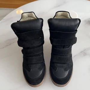 Isabel Marant sneakers i storlek 38 - Som nya! Endast använt en gång☺️
