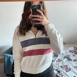 sweater - Från USA (tjmaxx), blå och röd tröja 