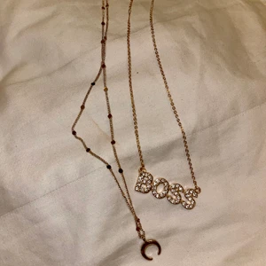 Halsband - Två separata halsband. Köps tillsammans! Från H&M helt oanvända! Köparen står för frakt 