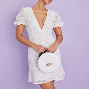 Studentklänning  - Supersöt studentklänning/avslutningsklänning! Helt oanvänd med lappar kvar. 🌸