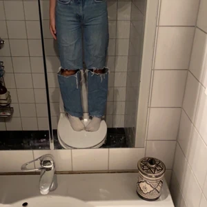 Lager 157 - Lager 157 jeans i bra skick, de är uppsprättade längst nere och jag är 160❤️