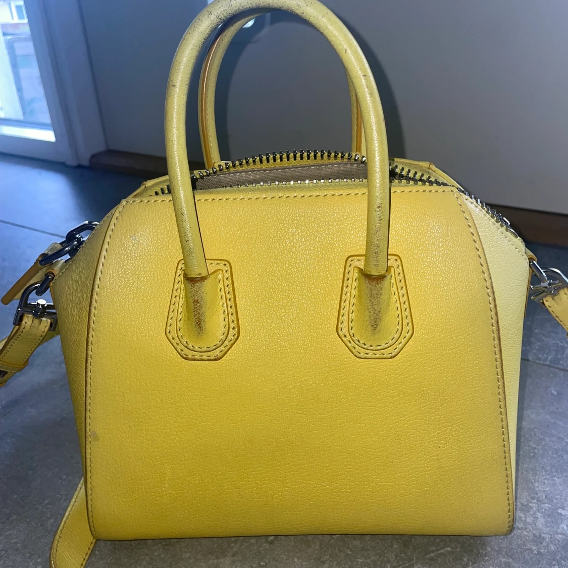 Givenchy antigona small - 90