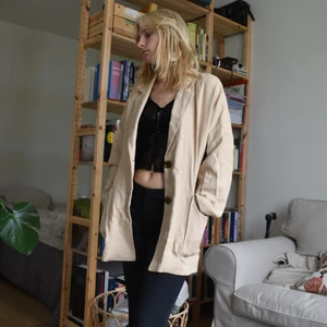 Beige kavaj från H&M - Beige kavaj från H&M stl XS