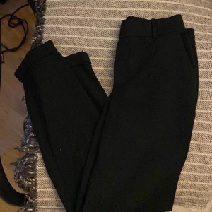 Veromoda  - Säljer ett par kostymbyxor från veromoda.
