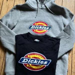 Dickies tröjor  - 2 dickies tröjor. Väldigt skönt material. Använt 2-4 gånger.