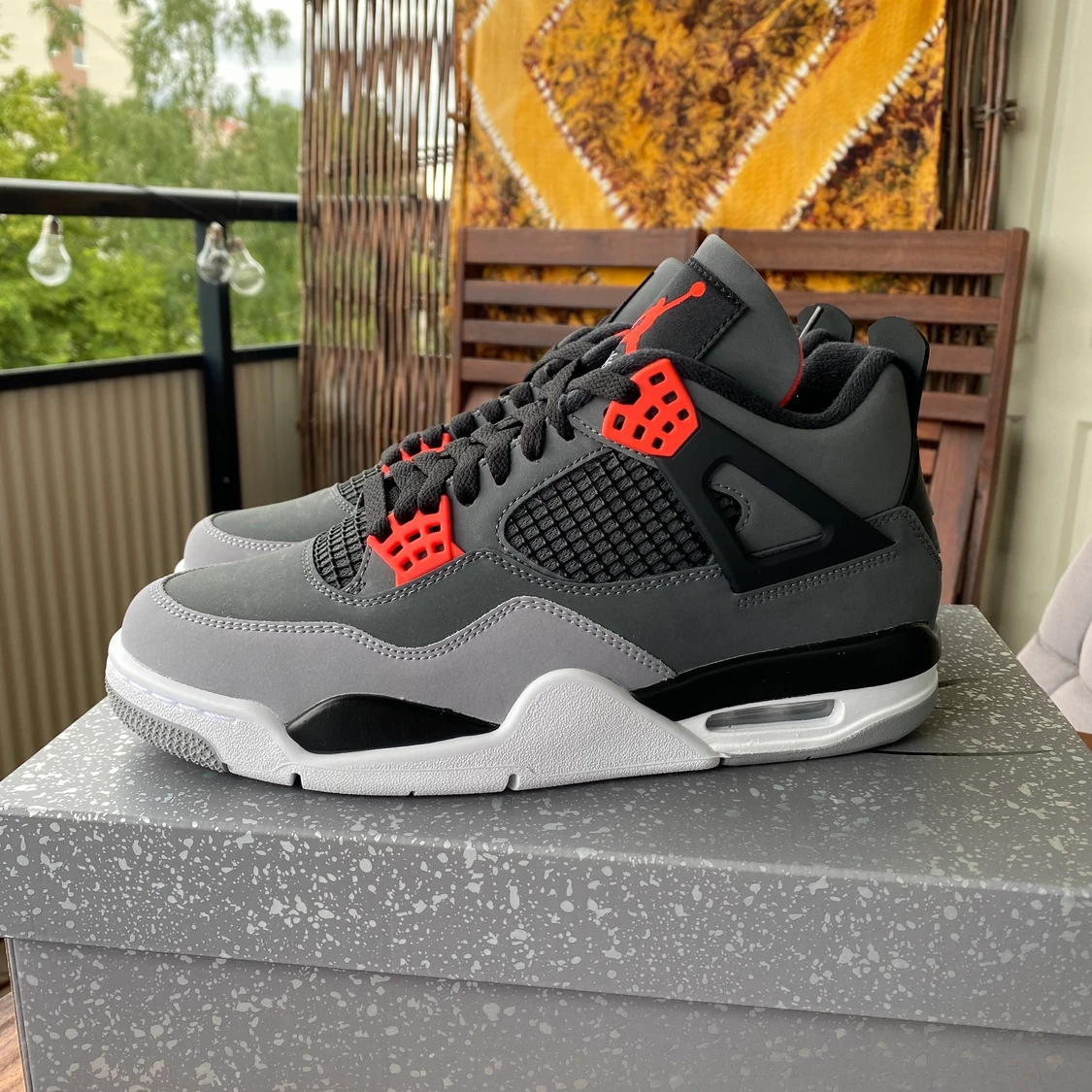 Jordan 4 Infrared