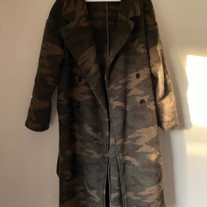 Kappa NAKD - Längre än på bilden