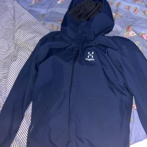 Haglöfs Jacka - En regn jacka till salu, För mer bilder bara fråga! Pris kan diskuteras :)