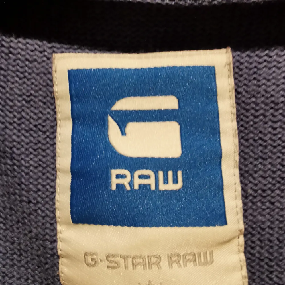 Supersnygg oversized G-star raw kofta. Säljs då den inte kommer till användning💗. Tröjor & Koftor.