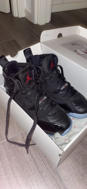 Jordan jumpman two trey  - Nya skor bara används en gång 