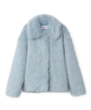Weekday jacka fuskpäls - Ljusblå/isblå jacka i fuskpäls från Weekday, modell Felice. 