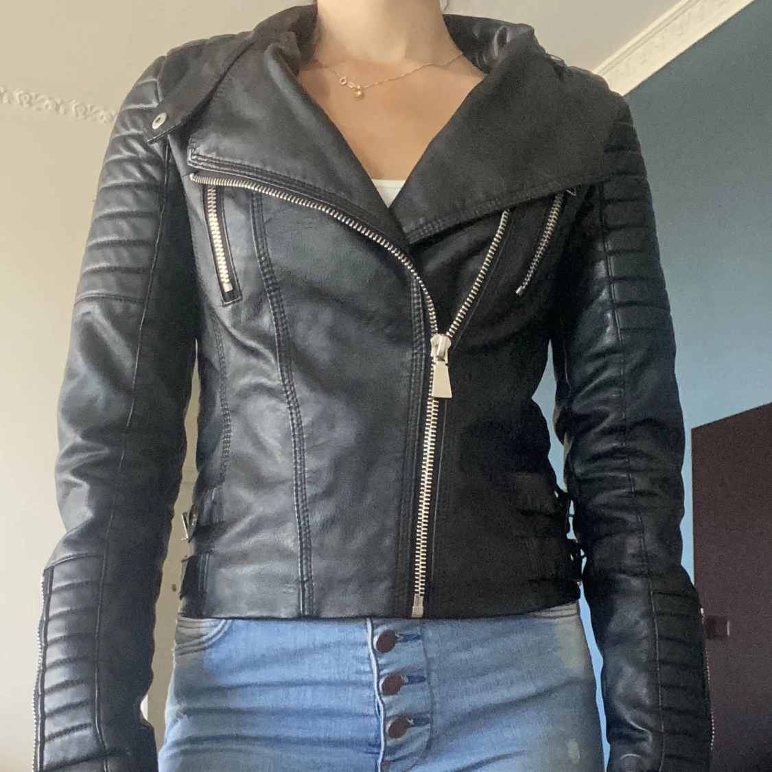 Skinnjacka från chiquelle  - 90