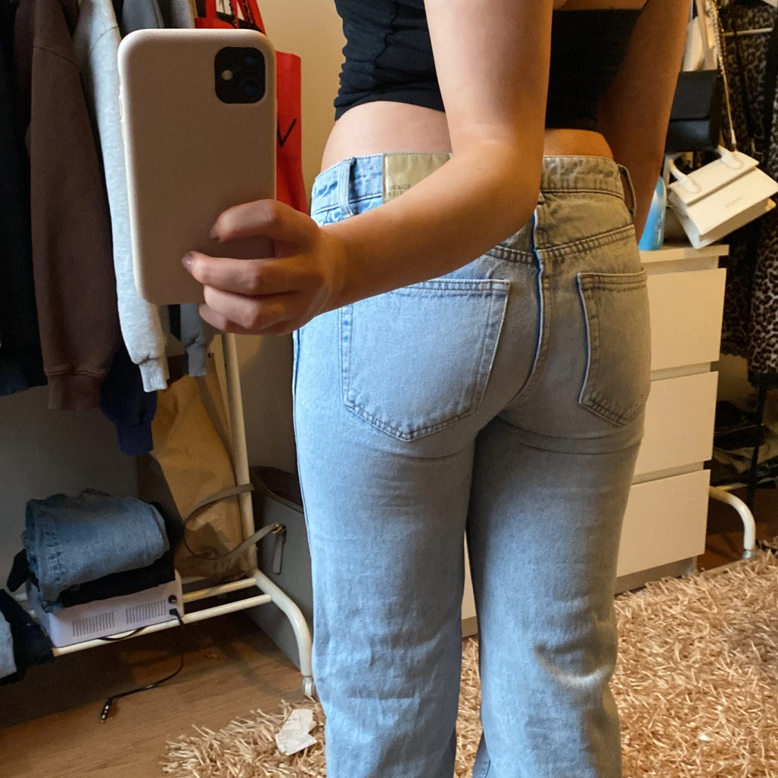 low waist jeans