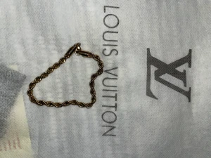 Kordell länkar - Halsband: 450kr (doppad i guld) Armband: 300kr (doppad i guld)  