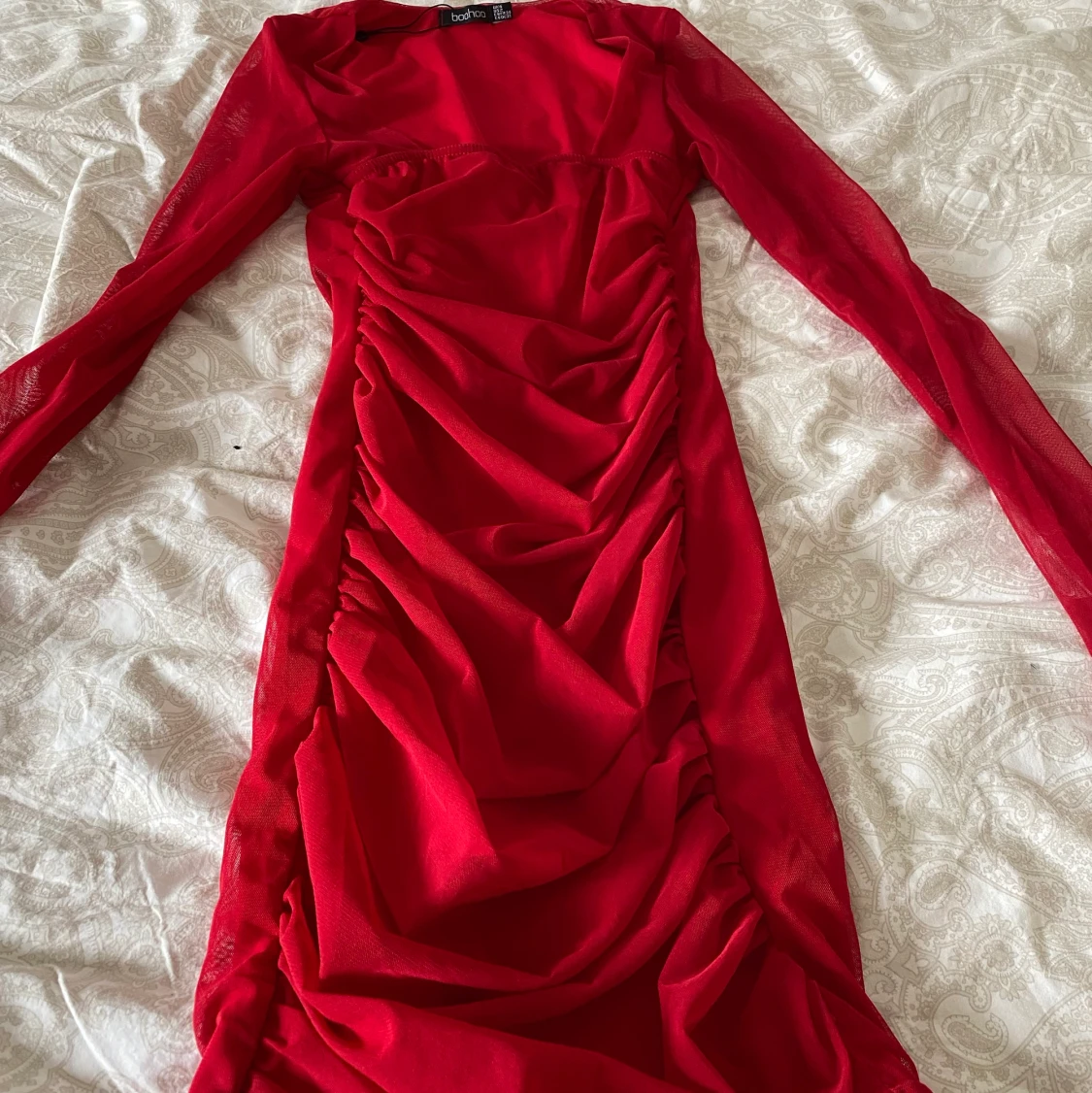 Röd klänning storlek xs